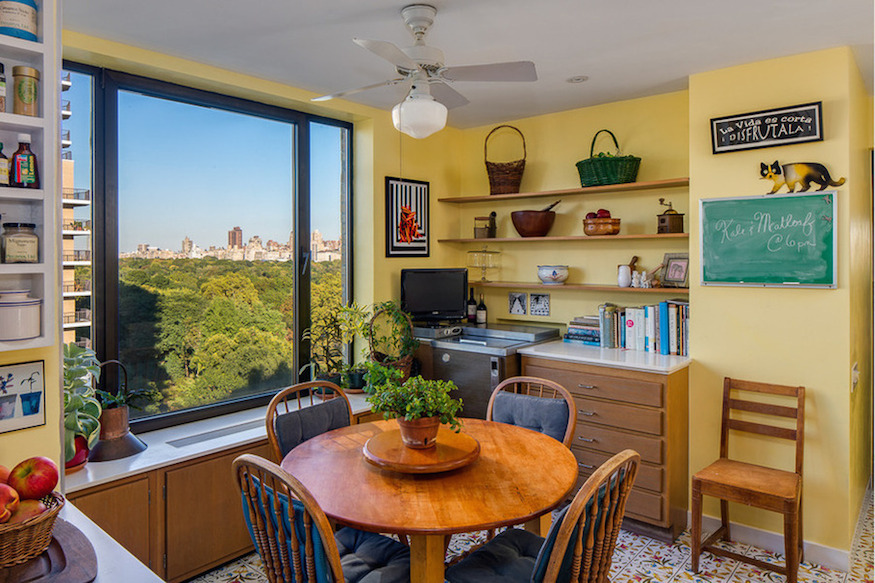 Hank Azaria's new kitchen