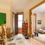 43 Fifth Avenue #9E, Holly Hunter’s home, Julia Roberts’s old home