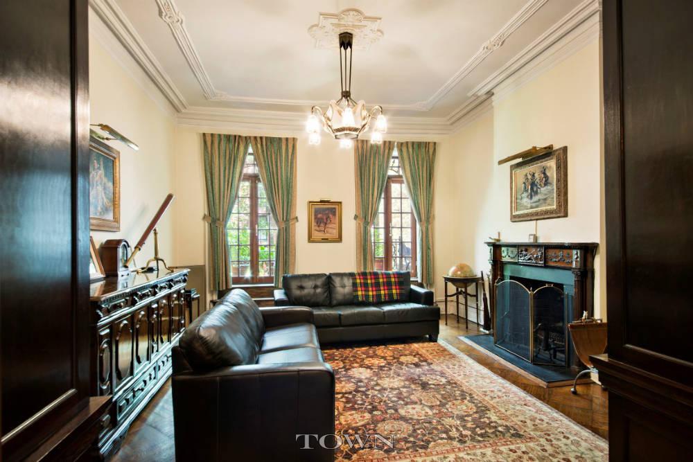 Marilyn House marilyn monroe and milton greene conspired in this ues townhouse Marilyn House marilyn monroe and milton greene conspired in this ues townhouse
