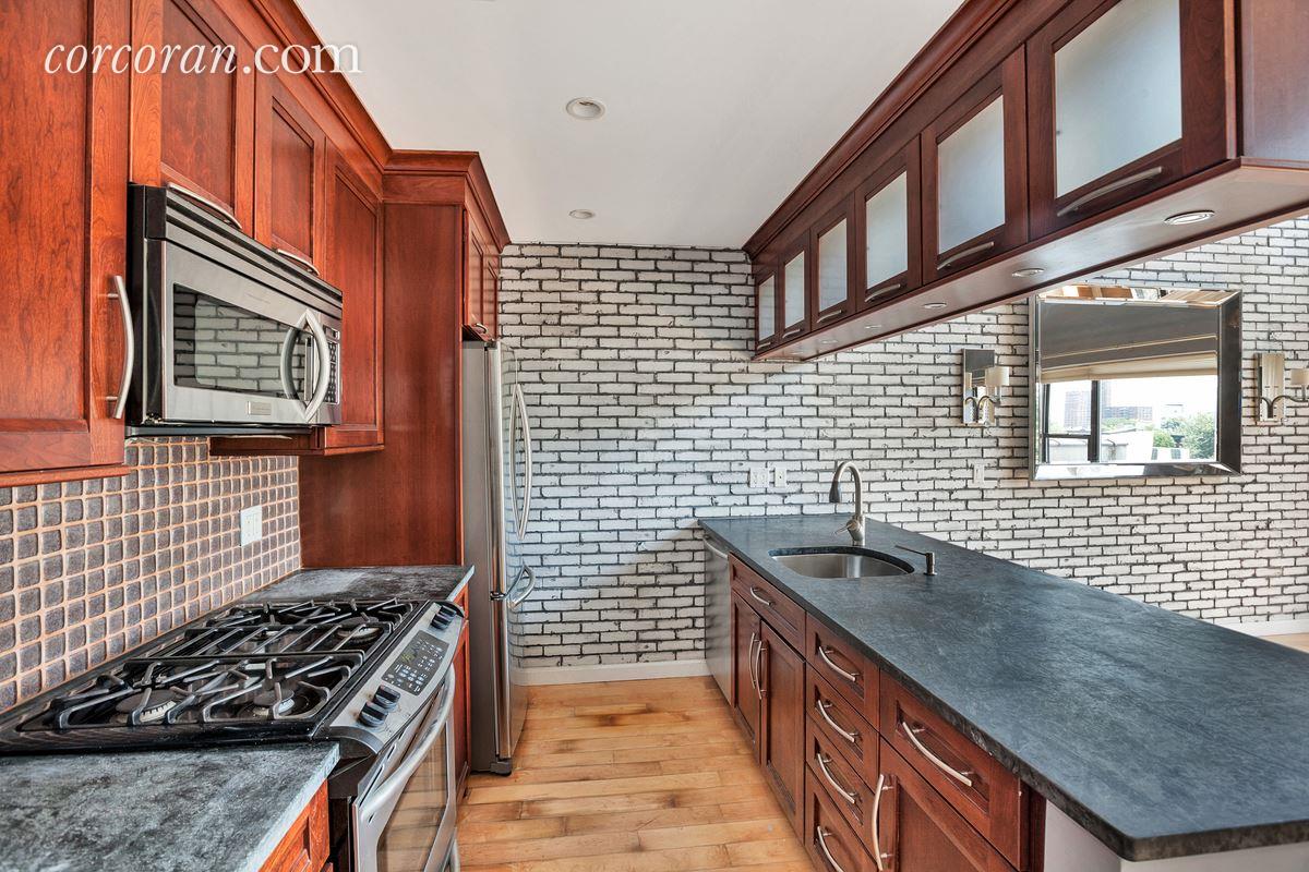 Location And A Roof Deck With A View Elevate This 15M Center