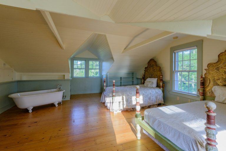 Christie Brinkley lists her dreamy Sag Harbor vacation home for 25