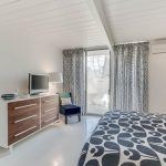 130 Grotke Road, Eichler, Jones & Emmons, upstate, Chestnut Ridge, cool listings, Modern homes, modernism, historic homes, architecture