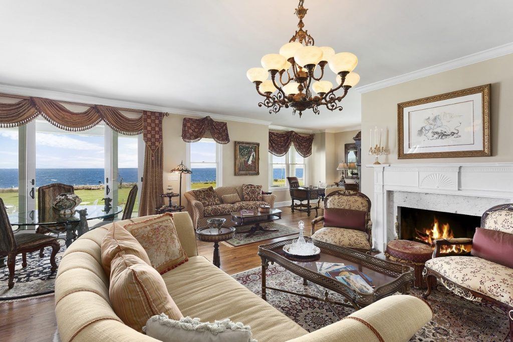 Long Island mansion of former Filipino dictator Ferdinand