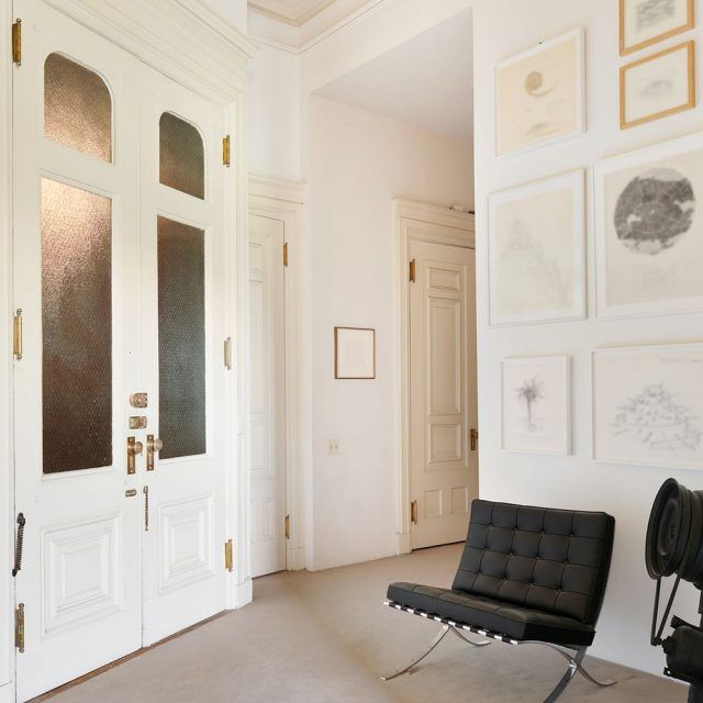 Preserved Dakota apartment hits the market for the first time in 50