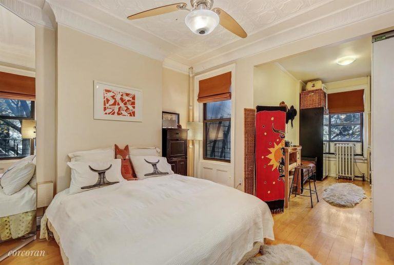 975K Park Slope railroad apartment still manages to charm with prewar