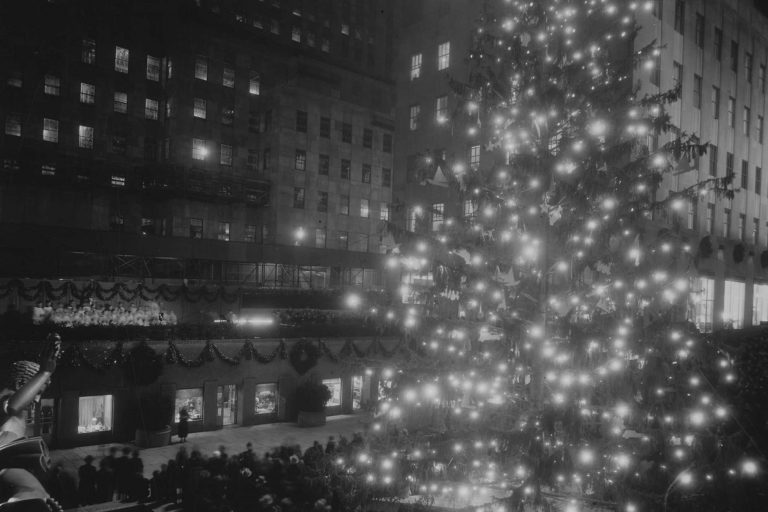 New York City was home to America's firstever electrically lit