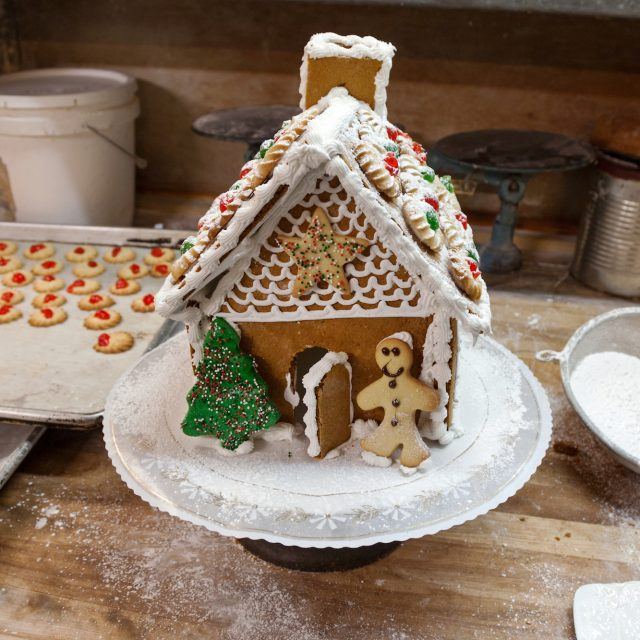 Where I Work Glaser's German bakery has been satisfying Yorkville's sweet tooth for 115 years