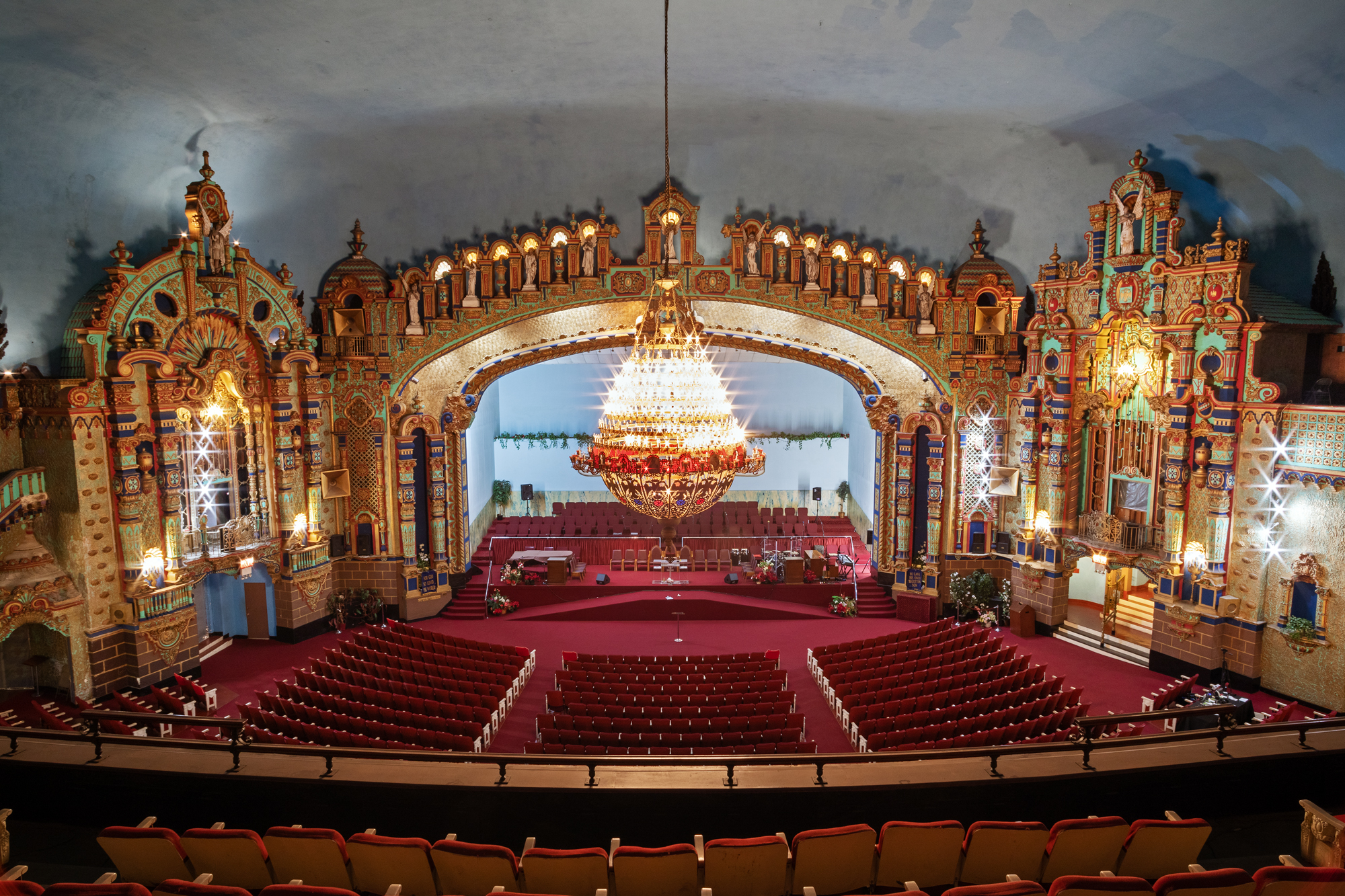 Behind the Scenes at Queens' Loew’s Valencia, once the most successful