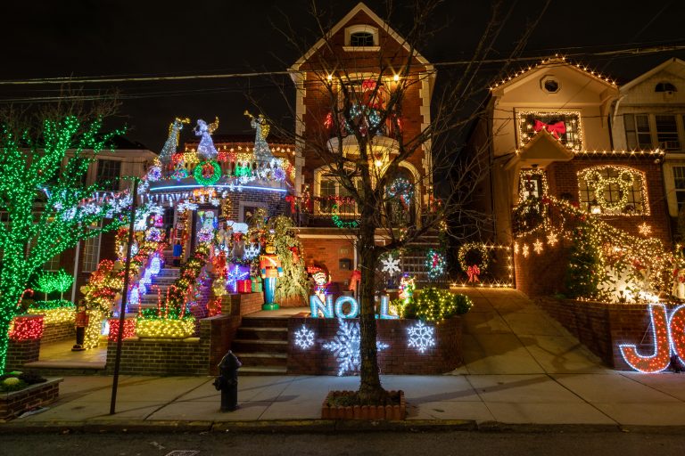 See this year's completely outrageous Dyker Heights Christmas lights