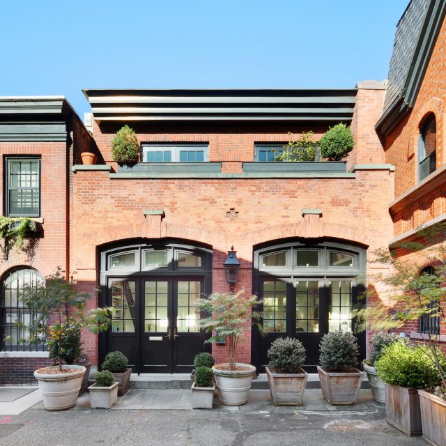 For $4M, a newly renovated Brooklyn Heights carriage house on a private lane