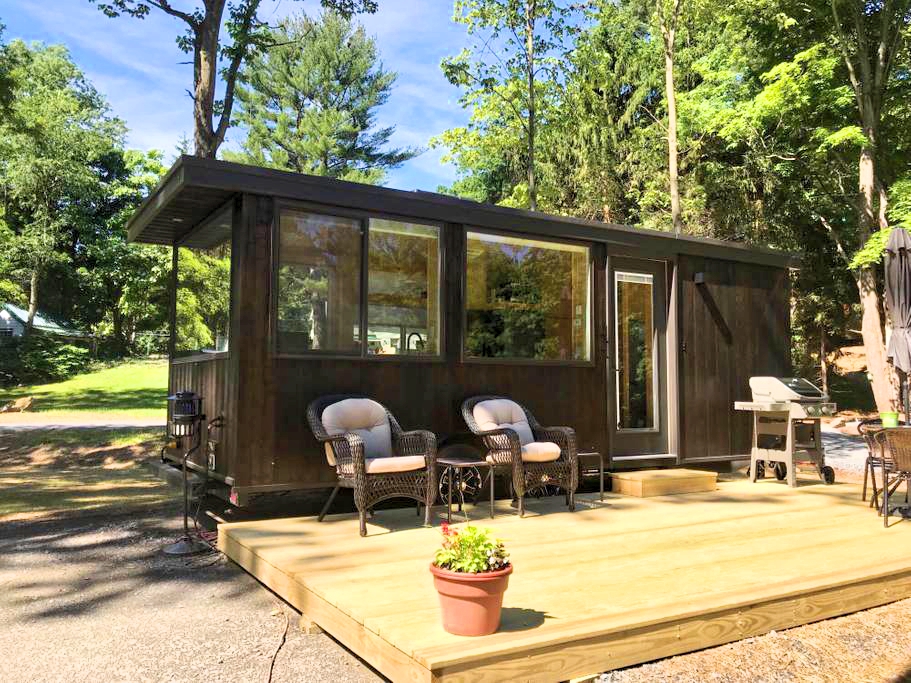 9 tiny upstate houses you can rent this fall 6sqft