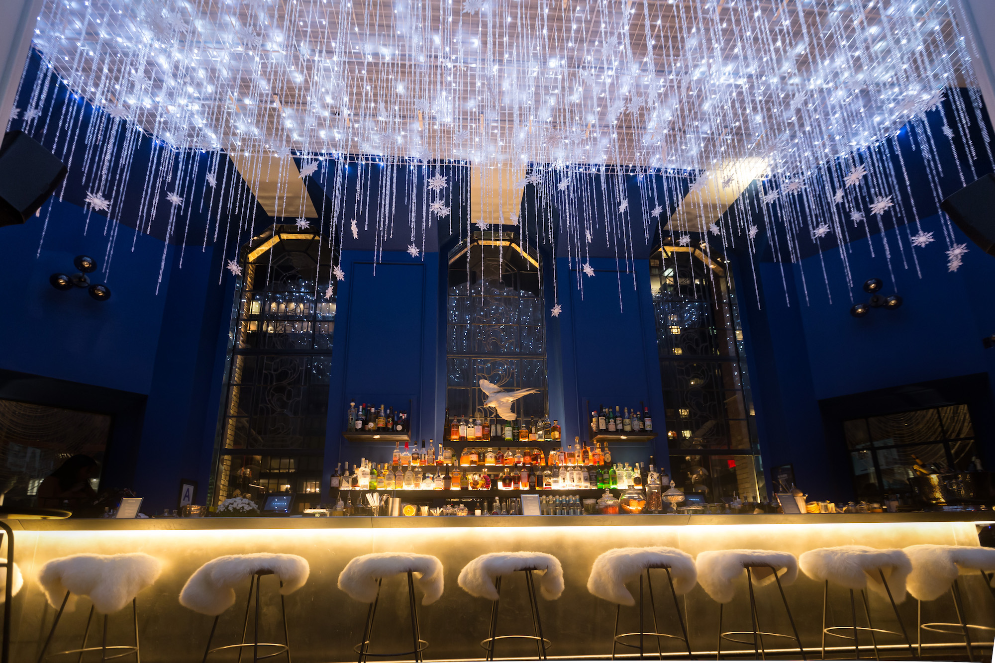 Nyc S 11 Most Festive Bars And Restaurants 6sqft
