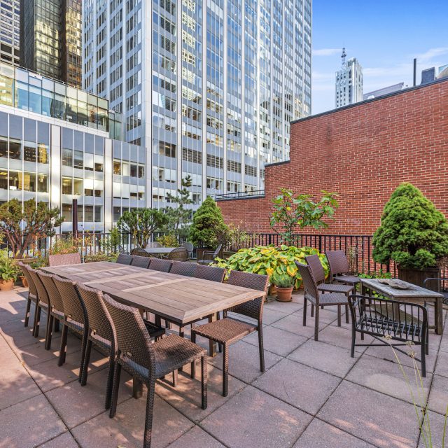 For just 250K the buyer of this this chic Bay Ridge studio gets a parkside location and a