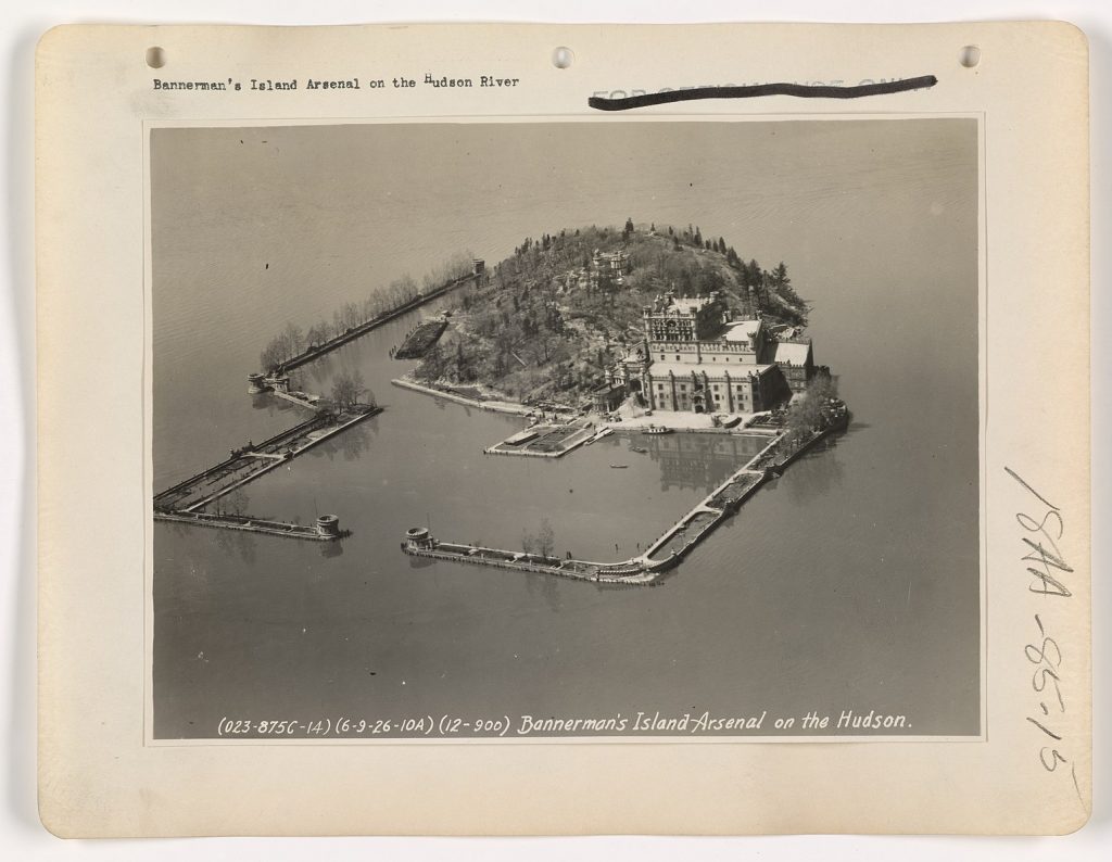 The History Of Hudson Valley S Abandoned Bannerman Castle And How