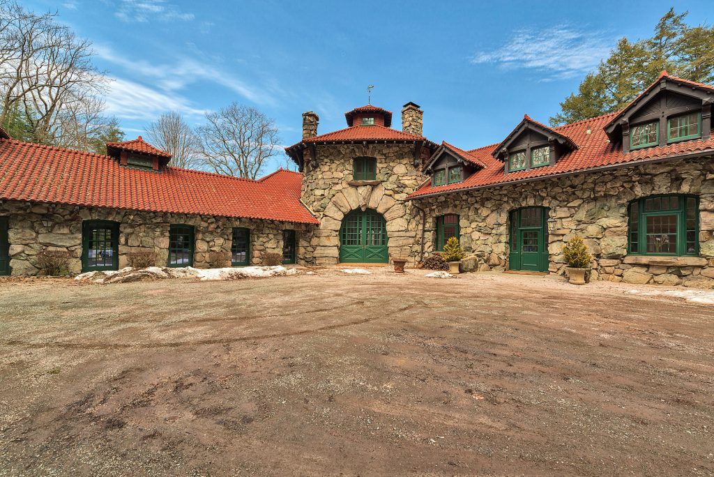 Lakefront mansion was built for the founder of Tuxedo Park (Pierre