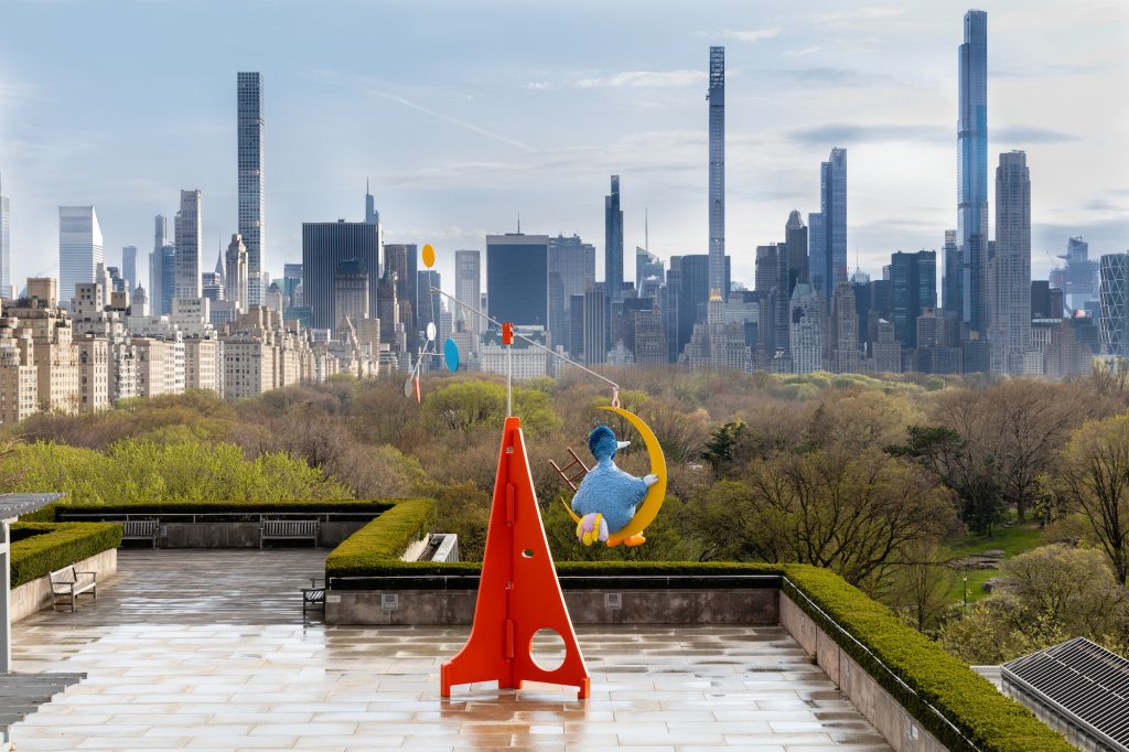 The Met's latest rooftop installation features a swaying Big Bird overlooking Central Park - Vimarsana News