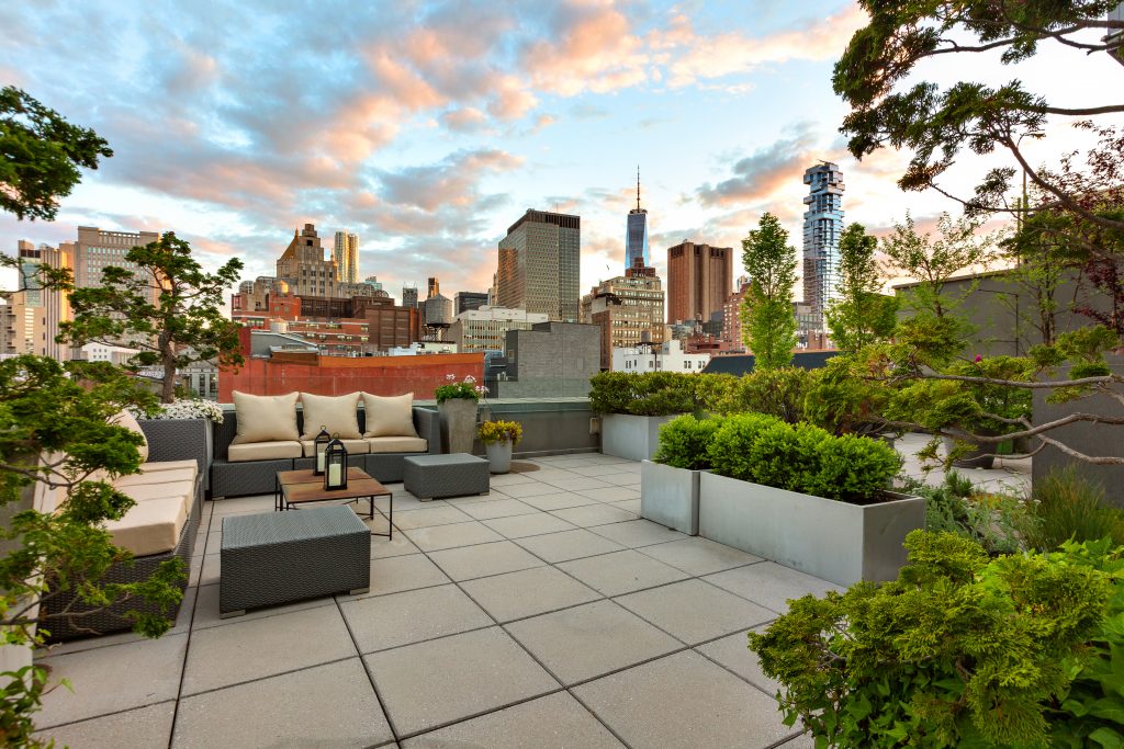 There’s a landscaped outdoor oasis at this $7.5M penthouse loft in ... - Penthouse Flats With Outdoor Living