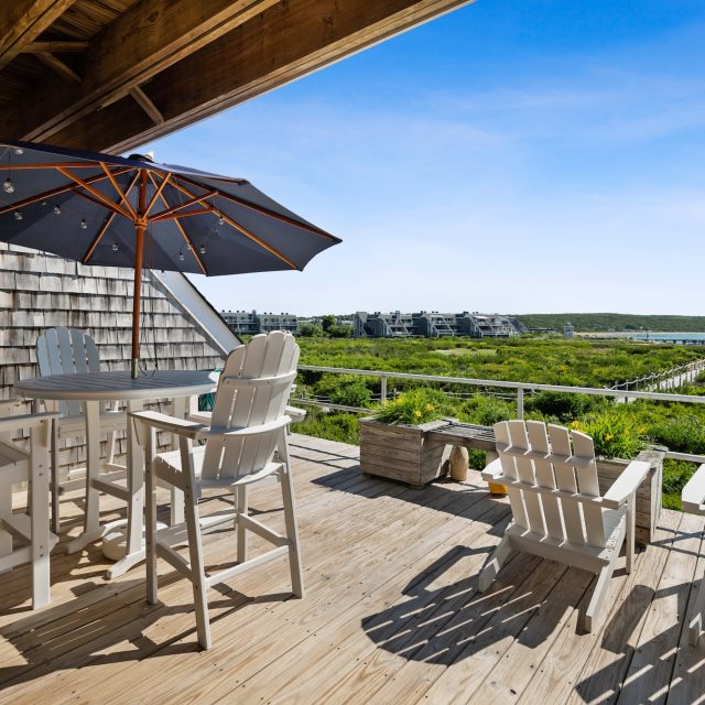 For 789K, a 650squarefoot condo overlooking Montauk Bay 6sqft