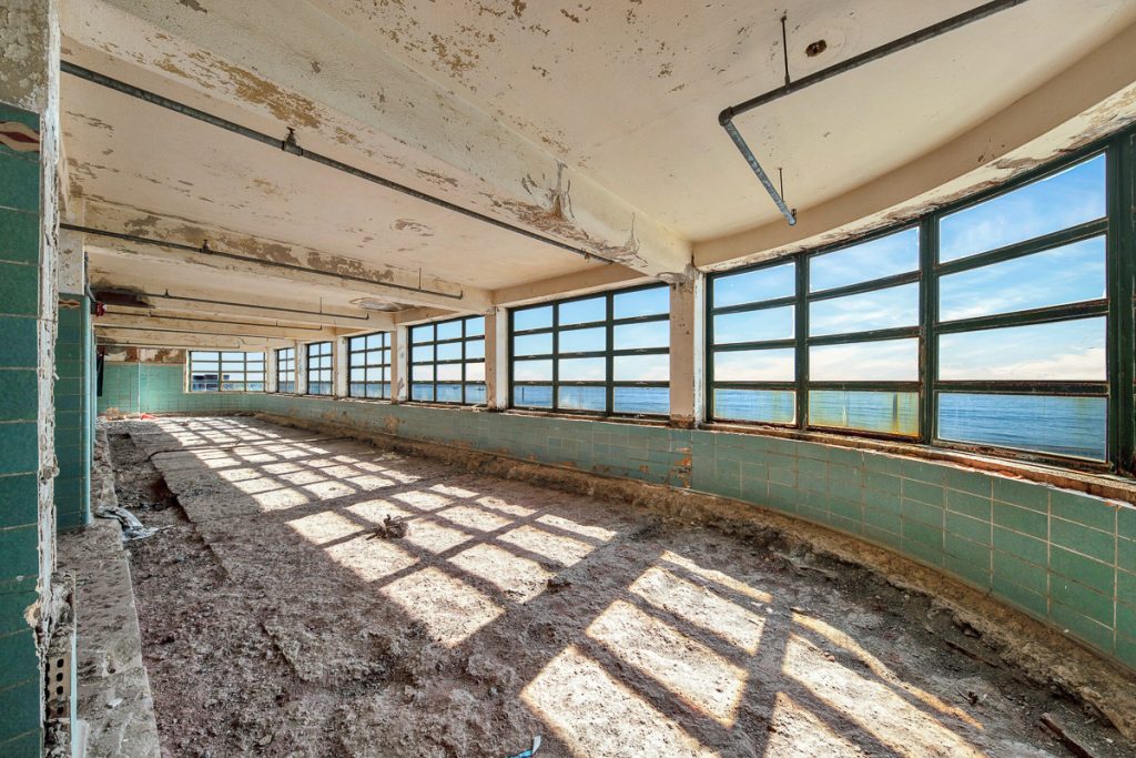 50M restoration of Jacob Riis Art Deco bathhouse adds restaurants