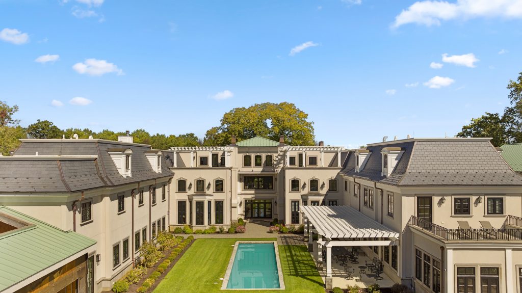 South Jersey megamansion comes unfinished with a recordbreaking