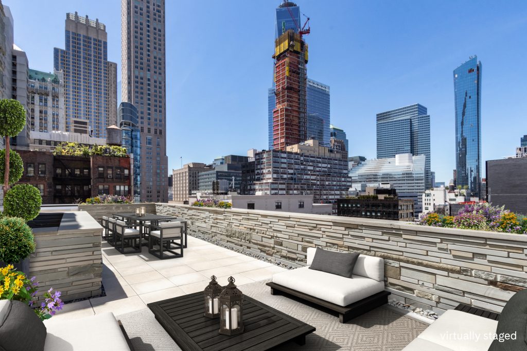 Private Penthouse Living With Private Rooftop Deck photo
